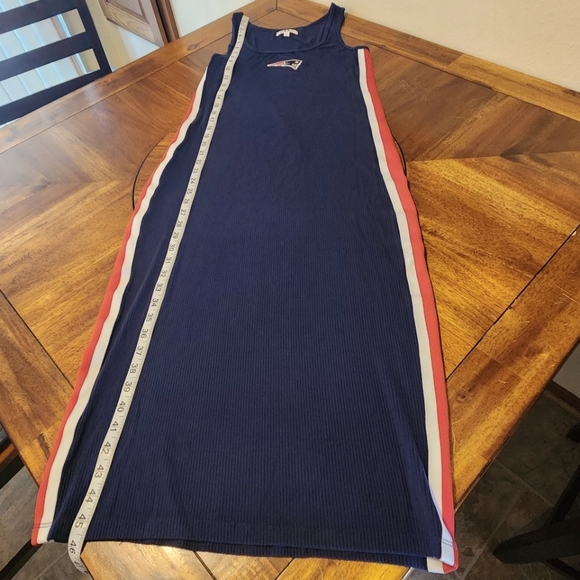 Women's Wear by Erin Andrews New England Patriots Dress Size Medium - Picture 2 of 6